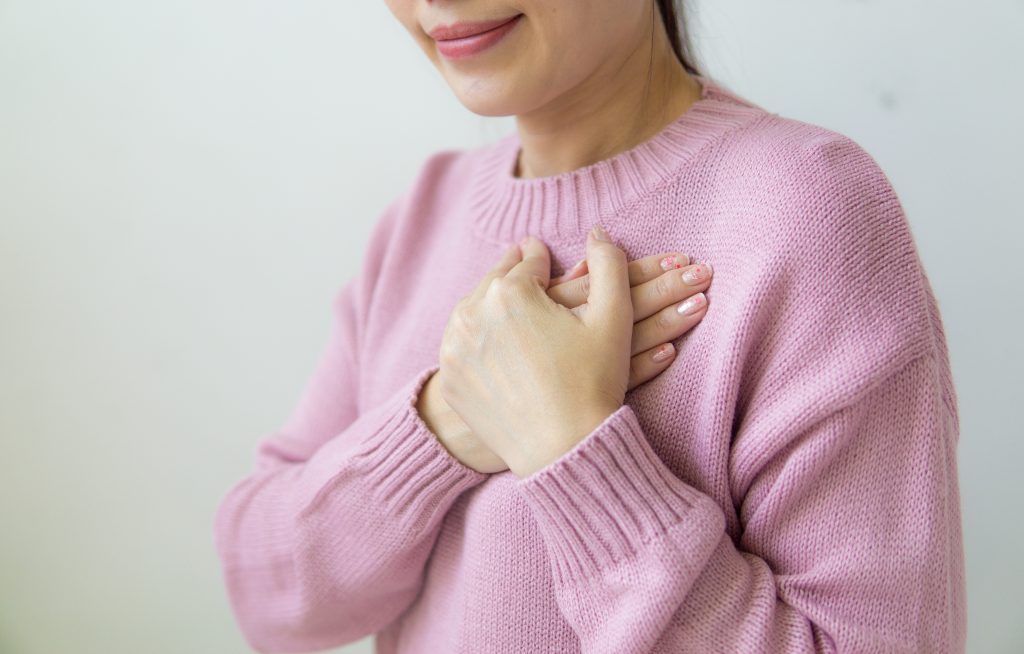 Schmerzen in der Brust - Ursachen & Behandlung